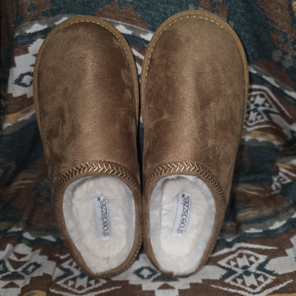 Shoe Dazzle Fur Lined Slip-on Shoe